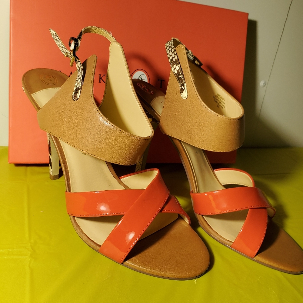 SOLD || Ivanka Trump | Heels - Picture 3 of 8